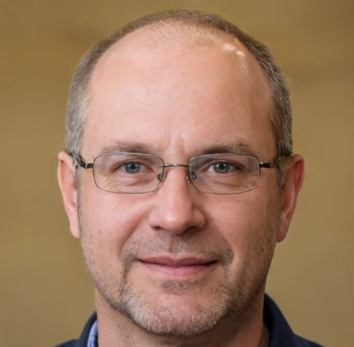 Alexander Cromwell - Non GamStop Casino Expert