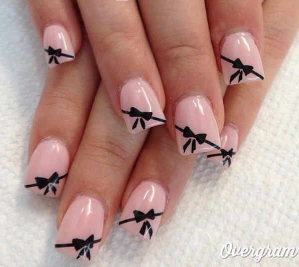 bow design nail art