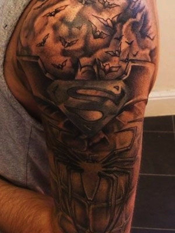 Tattoo uploaded by Sam • Superman and batman tattoo by Ulia Inks  #supermanvsbatman #batman #superman #teamsuperman #batmanvsuperman •  Tattoodo