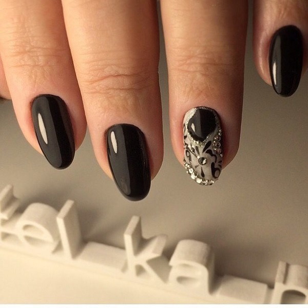 black-nail-art-designs-41