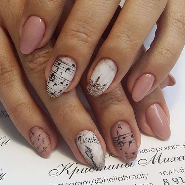 Music Love Venice. Love for music and Venice is never ending- at least at my side. If you are too, in love with these too in combo with spring, then having this simple and elegant nail design is must.